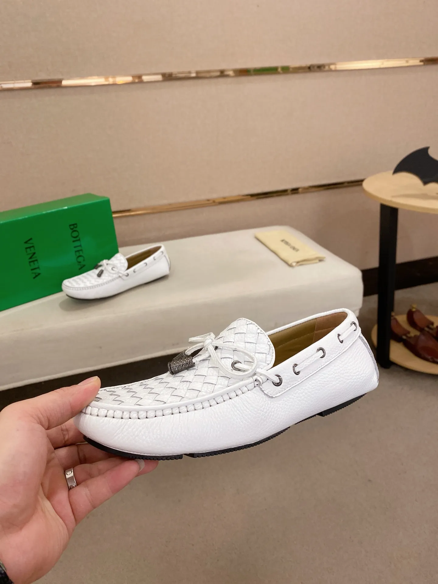Men's shoes 💰 400💰 (Niu Li + Niu Pad) [BV] latest hot style‼ ️Casual men's shoes, uppers imported deer pattern first-layer cowhide ➕Full imported cowhide lining✔️Exquisite workmanship, excellent foot feel, special rubber soles✔️, cool and fashionable, the latest fashion, fashionable outsole, hurry up. Code number: 38-44 (can be customized to 37.45, non-refundable)